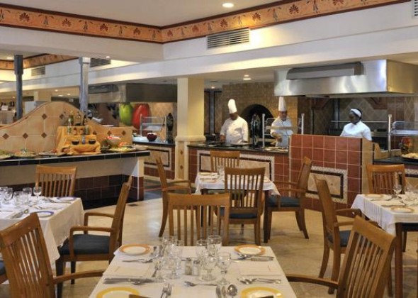 hotel Sol Sirenas Coral, restaurante buffet