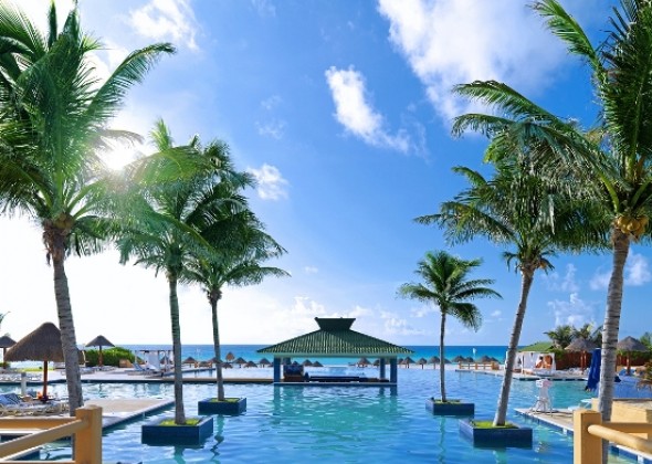 Hotel Iberostar Cancun, piscina