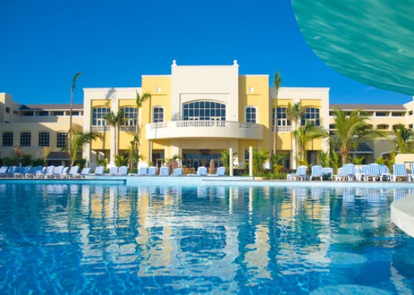 Hotel Iberostar Rose Hall Beach, piscina