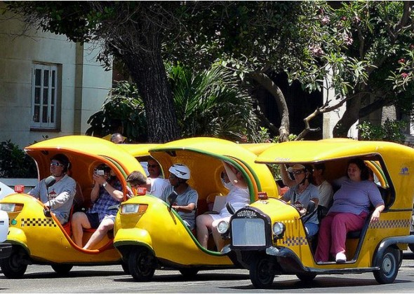 La Habana, coco taxis